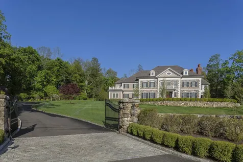 26 Wooddale Road Greenwich CT 06830