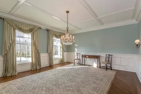 26 Wooddale Road Greenwich CT 06830