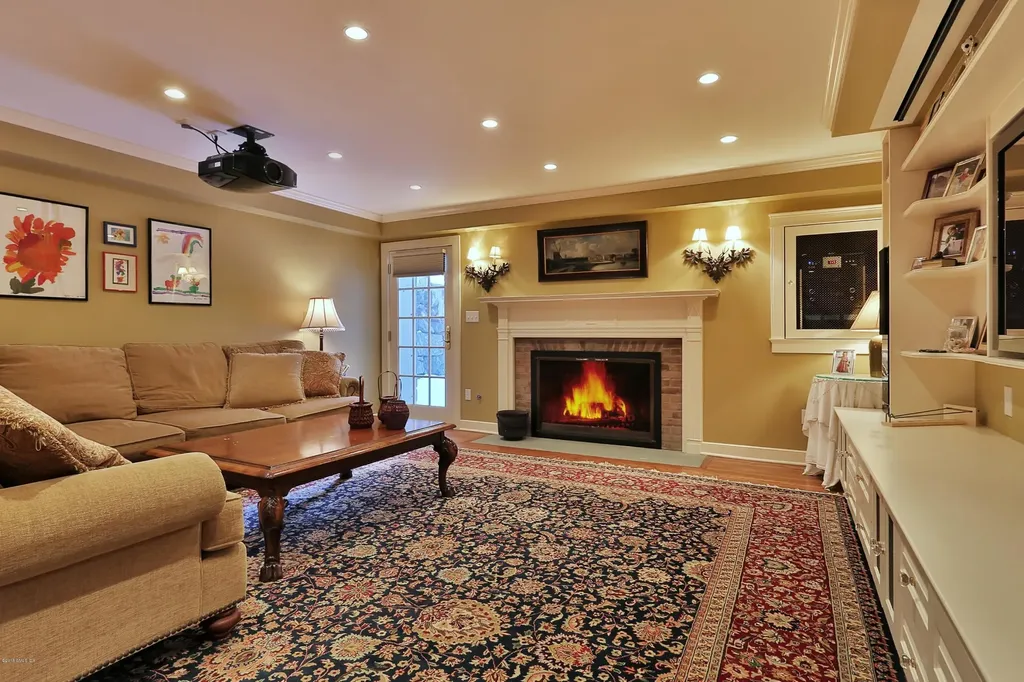 26 Mayfair Lane Greenwich CT 06831