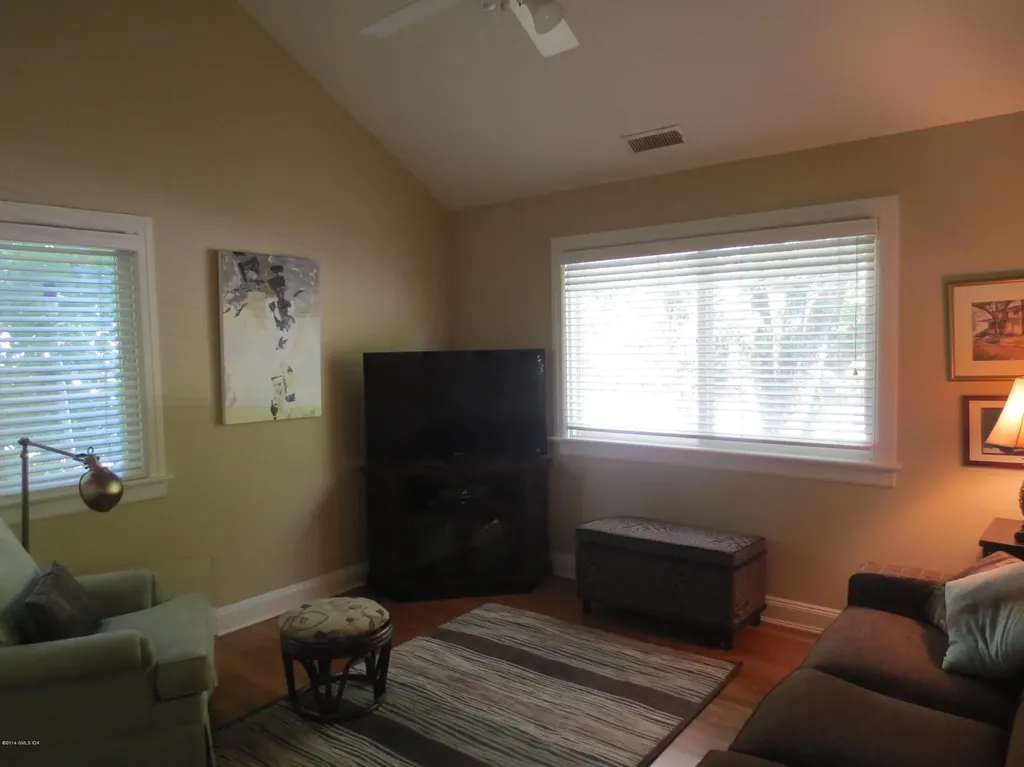 333 Palmer Hill Road Riverside CT 06878