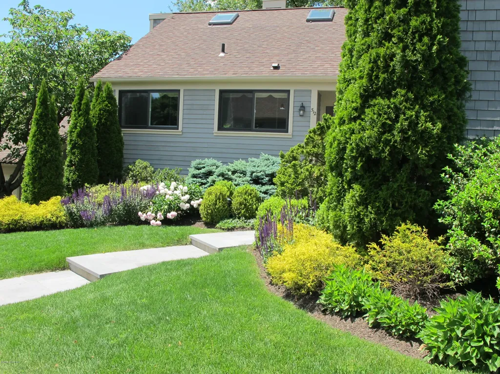 512 W Lyon Farm Drive Greenwich CT 06831