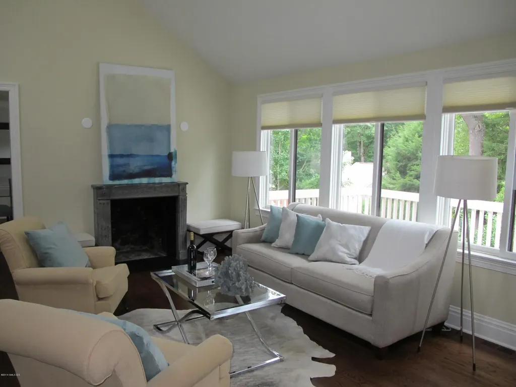 512 W Lyon Farm Drive Greenwich CT 06831