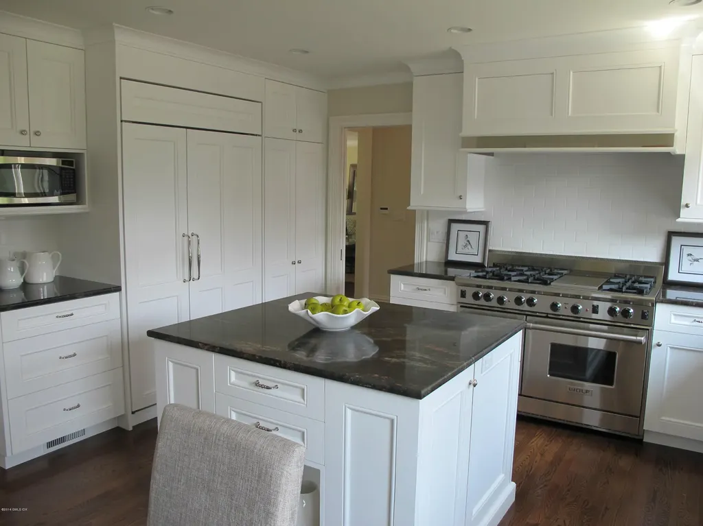512 W Lyon Farm Drive Greenwich CT 06831