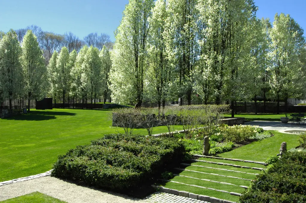 105 Conyers Farm Drive Greenwich CT 06831