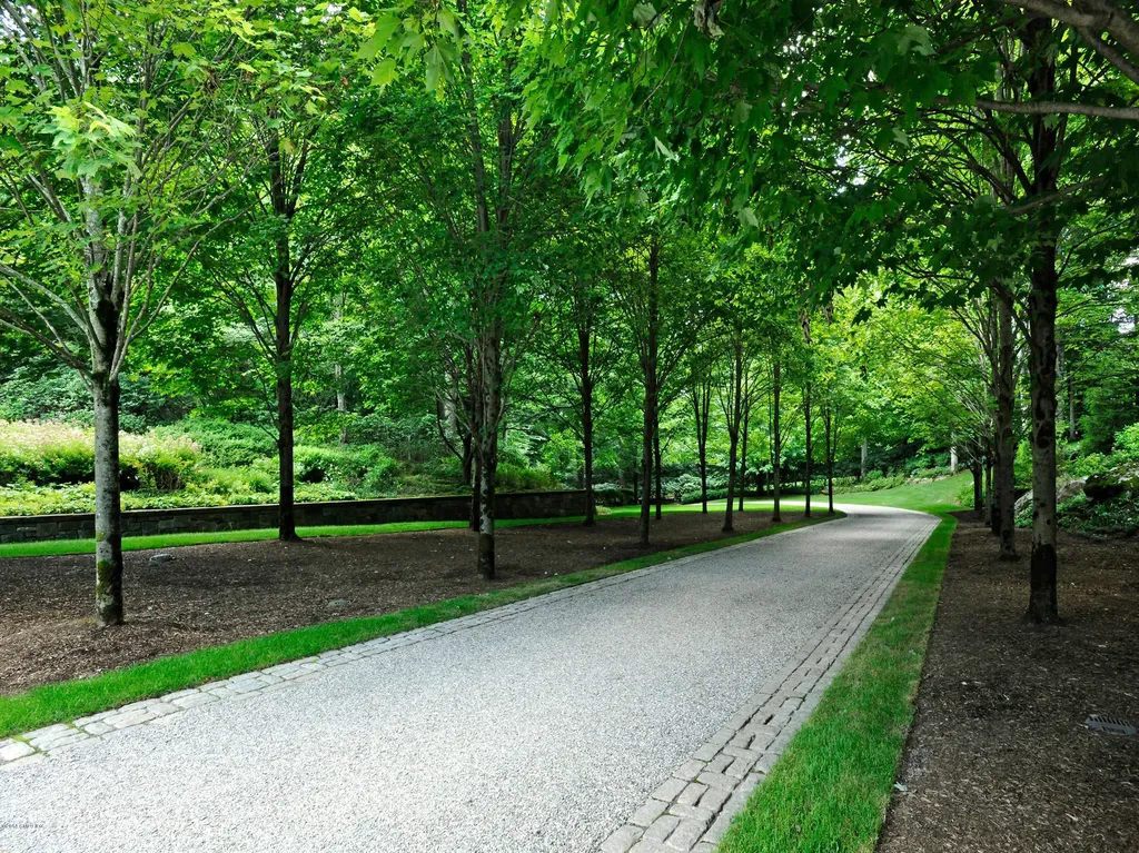 105 Conyers Farm Drive Greenwich CT 06831