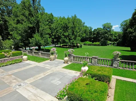 105 Conyers Farm Drive Greenwich CT 06831