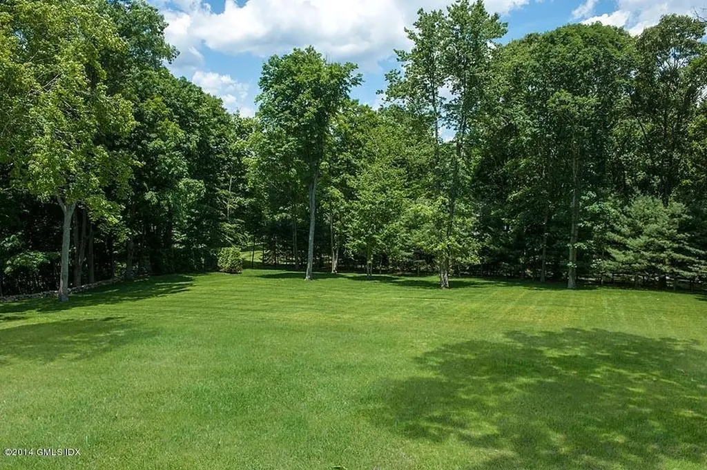 895 Lake Avenue Greenwich CT 06831