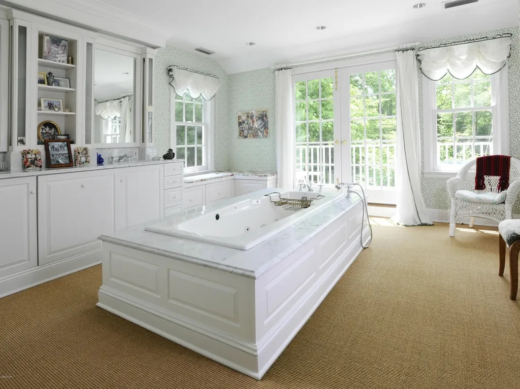 52 John Street Greenwich CT 06831
