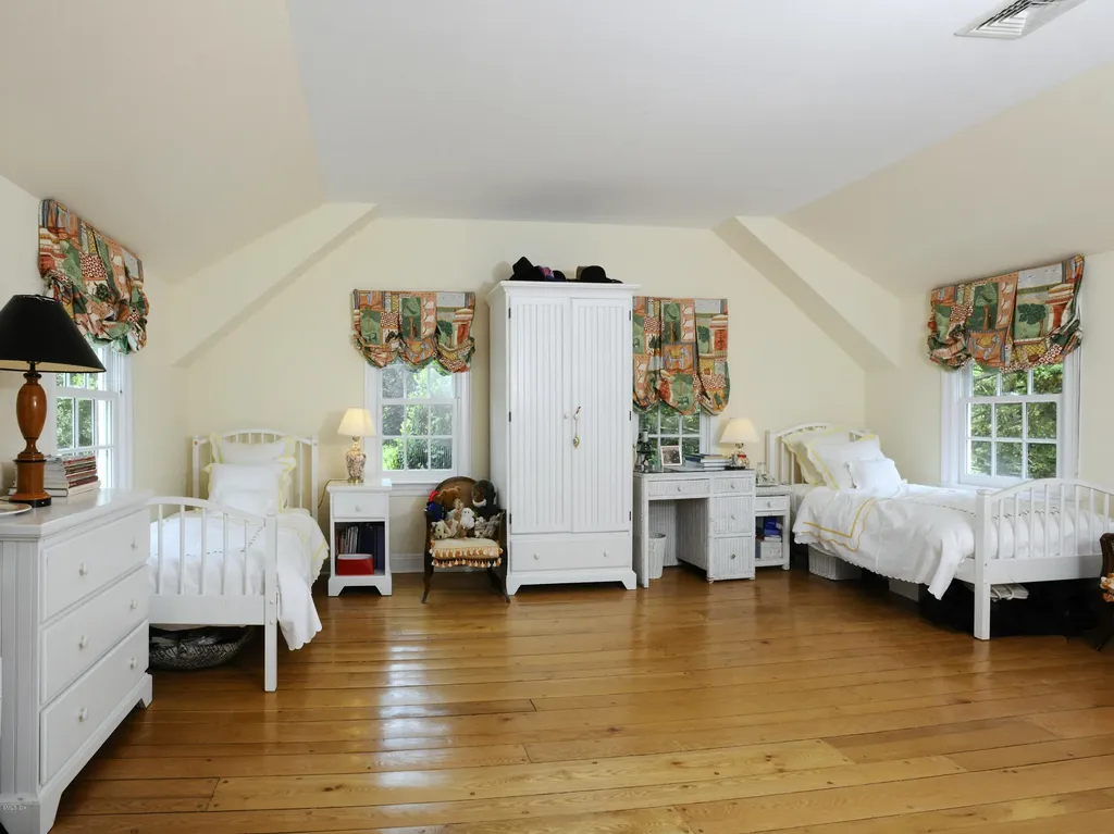 52 John Street Greenwich CT 06831