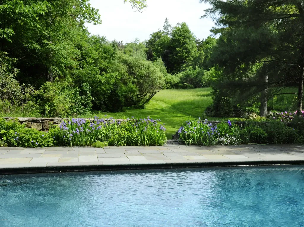 52 John Street Greenwich CT 06831