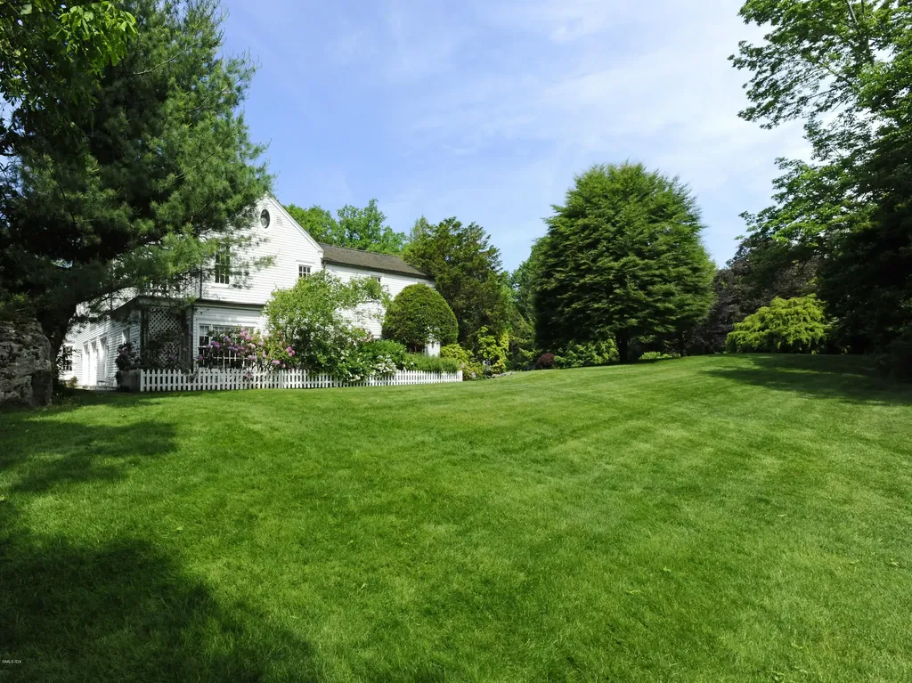 52 John Street Greenwich CT 06831