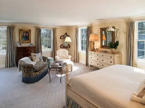 48 Round Hill Road Greenwich CT 06831