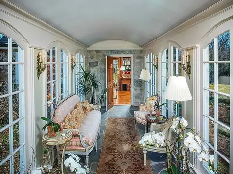 48 Round Hill Road Greenwich CT 06831