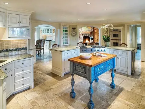 48 Round Hill Road Greenwich CT 06831