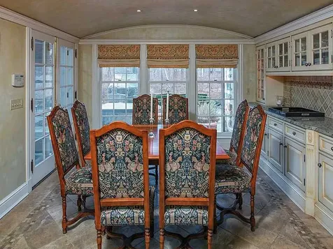 48 Round Hill Road Greenwich CT 06831