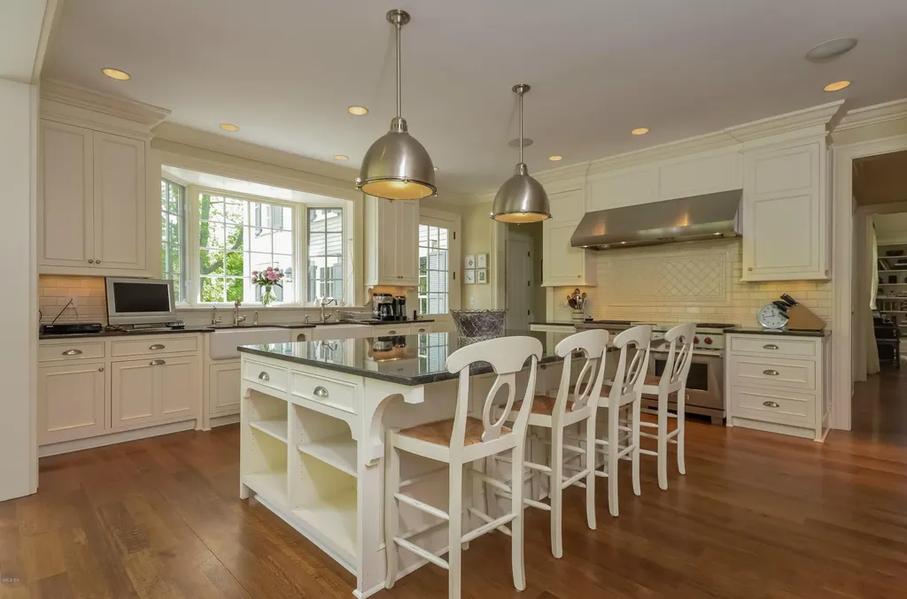 11 Stillman Lane Greenwich CT 06831