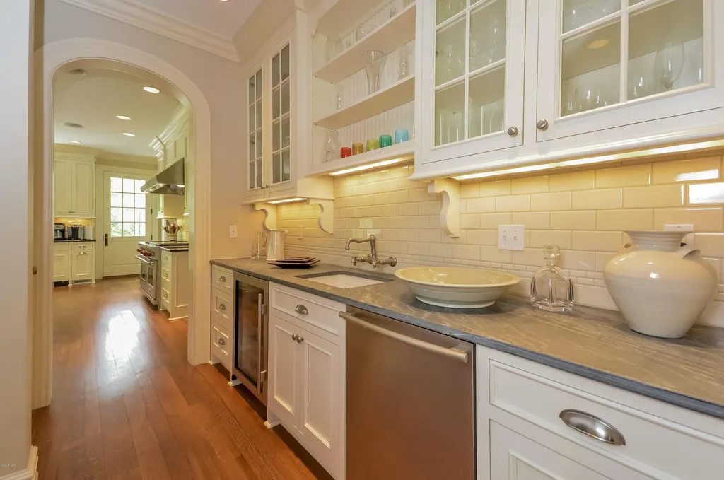 11 Stillman Lane Greenwich CT 06831