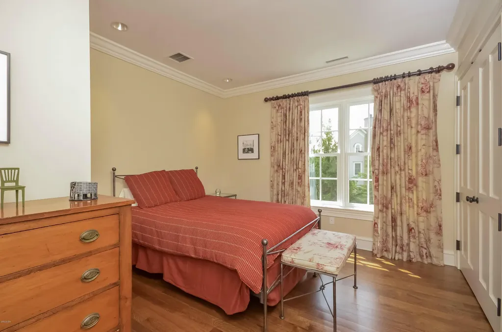 11 Stillman Lane Greenwich CT 06831