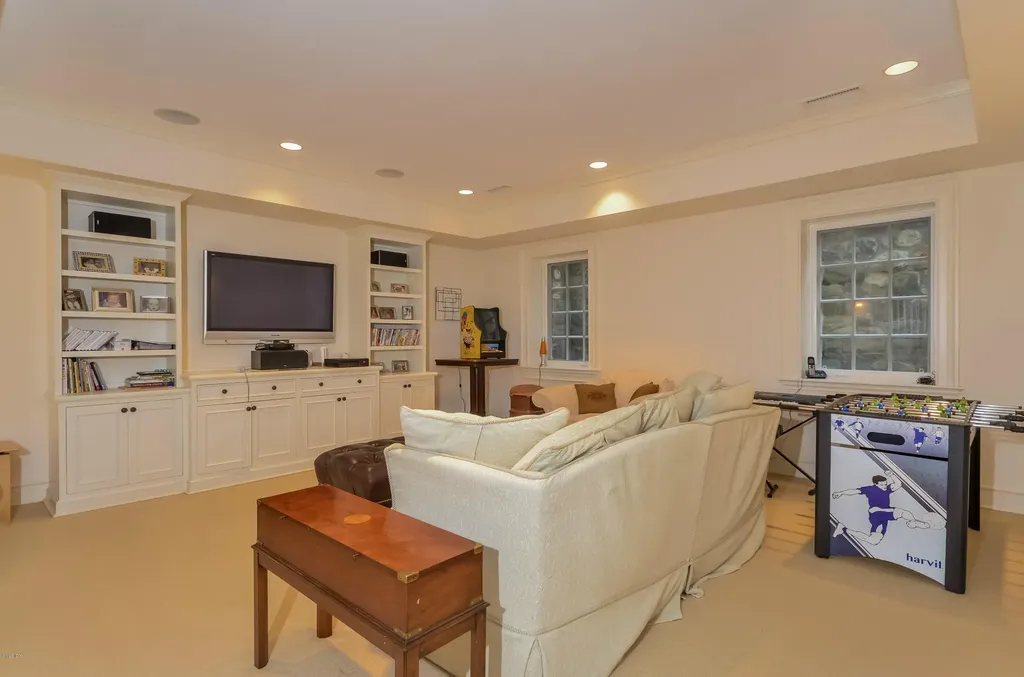 11 Stillman Lane Greenwich CT 06831