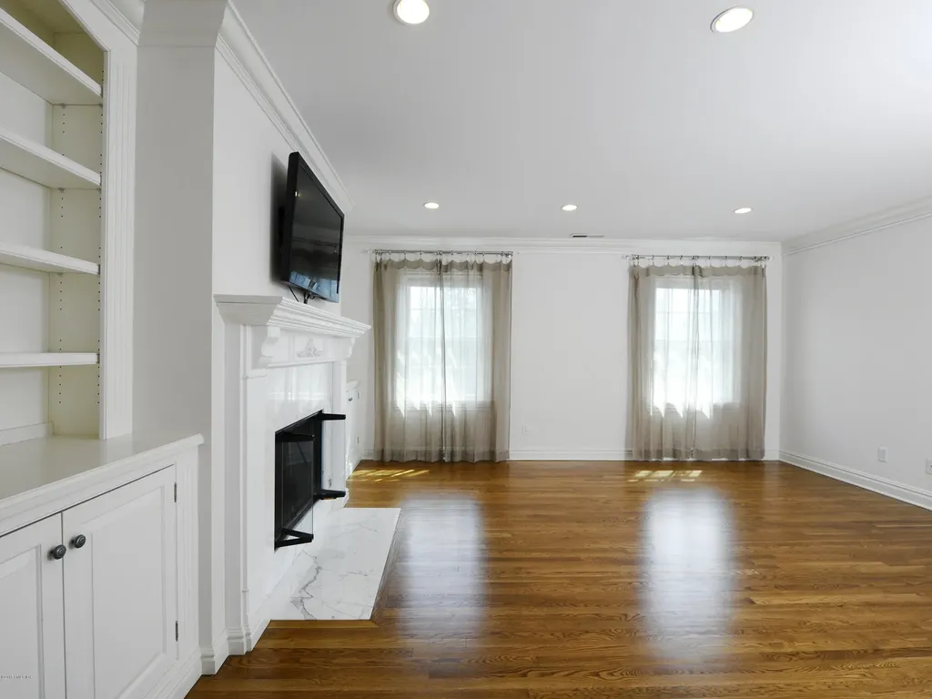 69 Mallard Drive Greenwich CT 06830