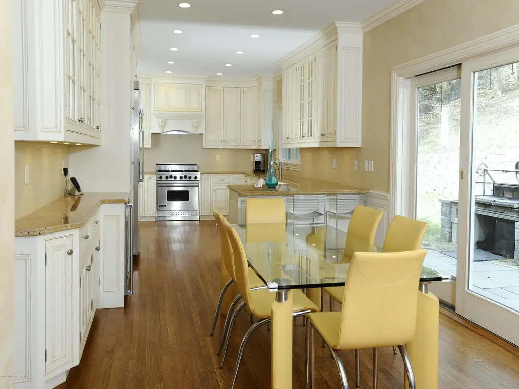 69 Mallard Drive Greenwich CT 06830