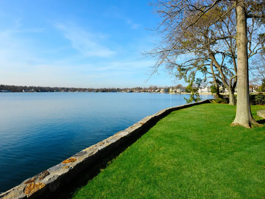 41 West Way Old Greenwich CT 06870