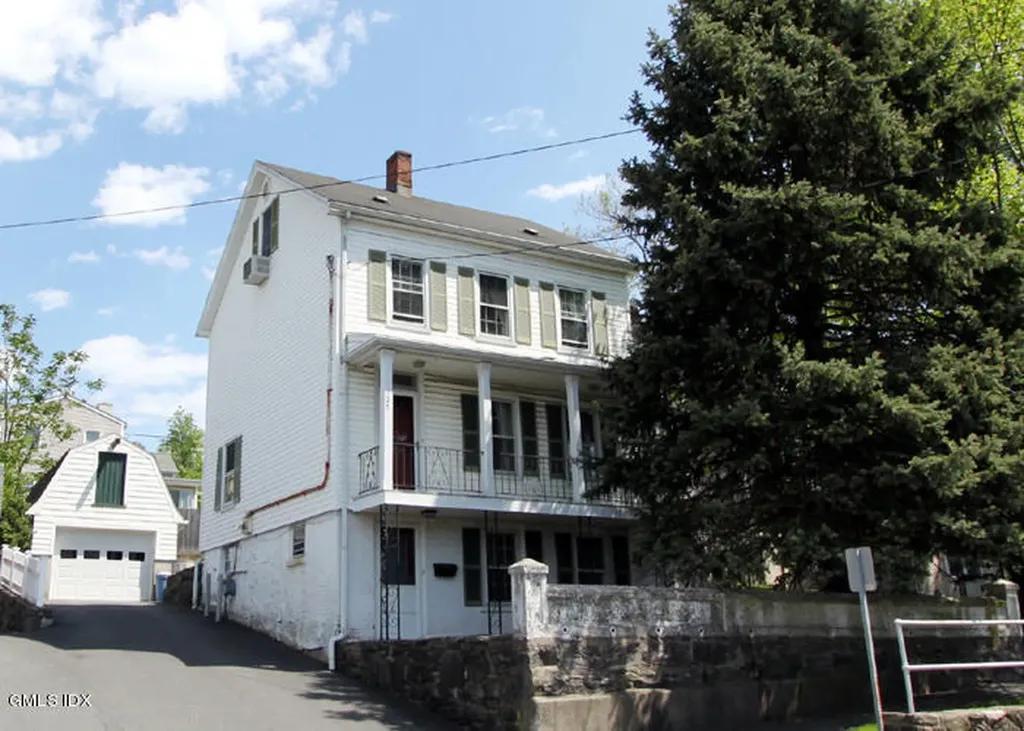 125 N Water Street Greenwich CT 06830