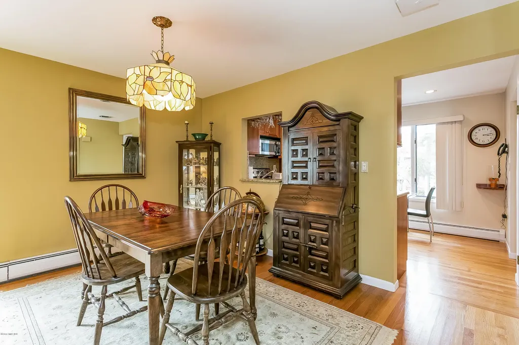 79 Pemberwick Road Greenwich CT 06831