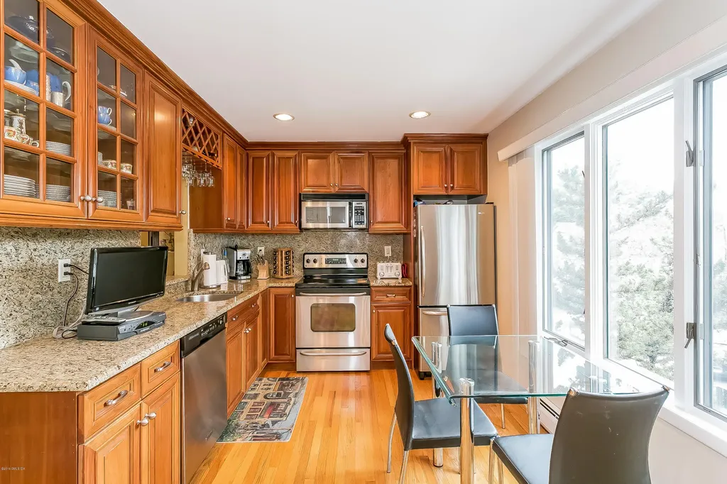 79 Pemberwick Road Greenwich CT 06831