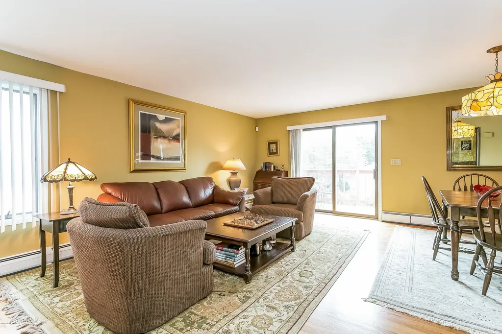 79 Pemberwick Road Greenwich CT 06831