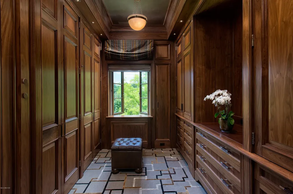 110 Clapboard Ridge Road Greenwich CT 06830