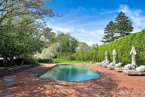 Greenwich CT 06830