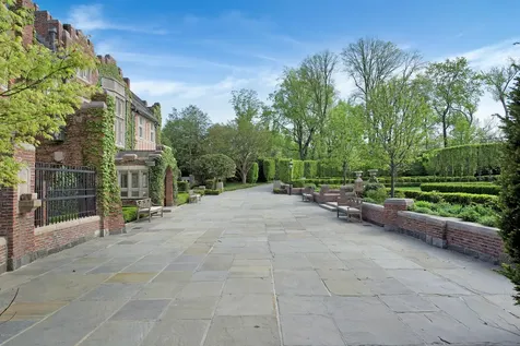 Greenwich CT 06830