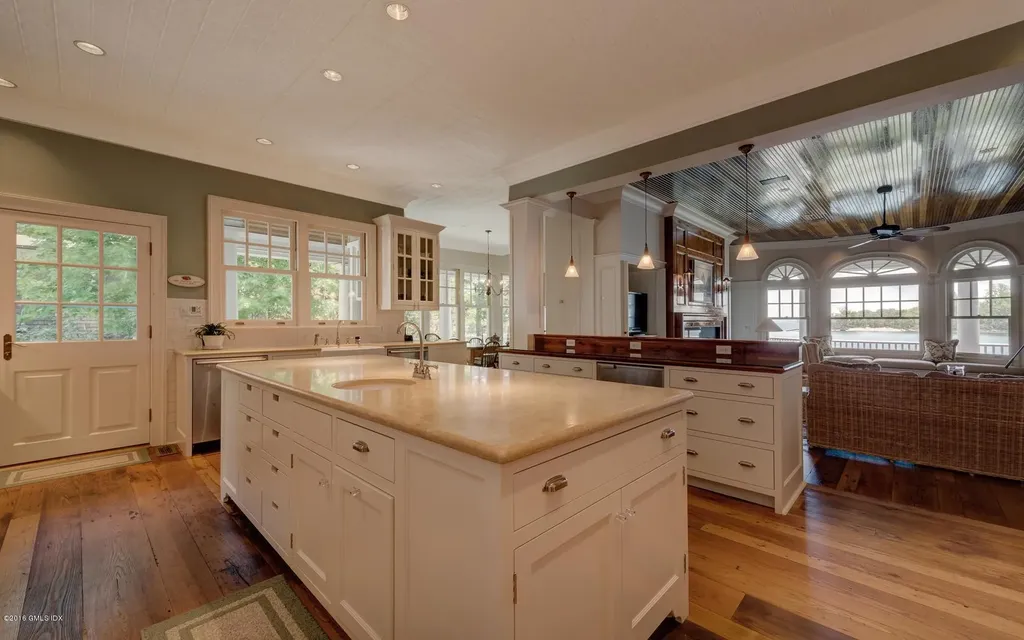 35 Byram Shore Road Greenwich CT 06830