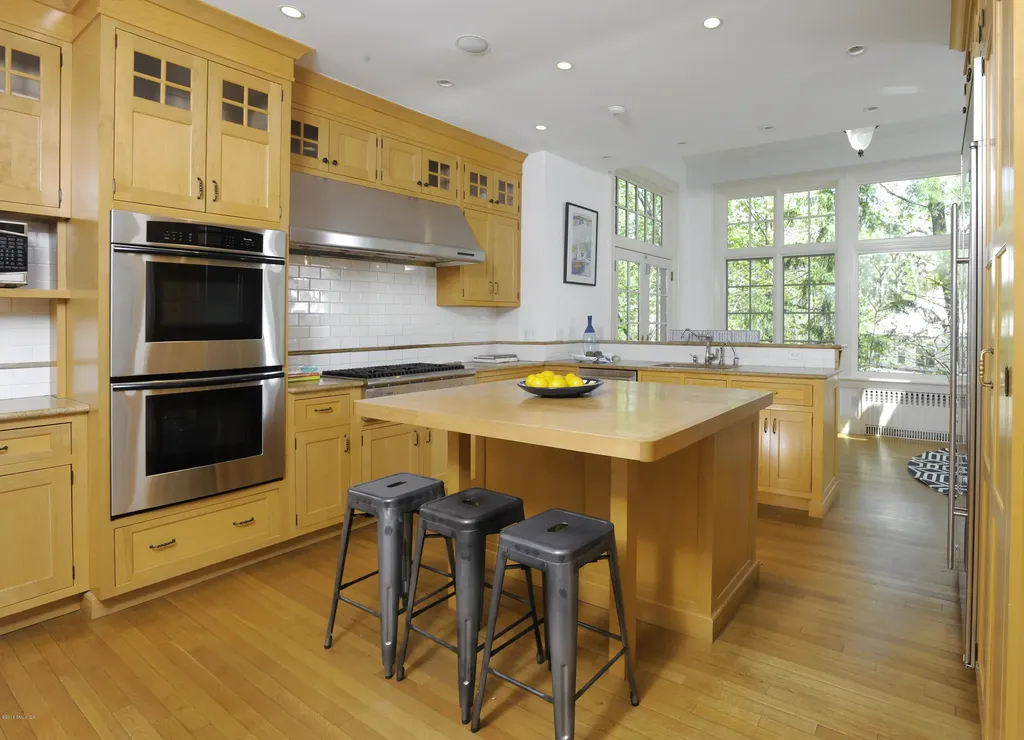 15 Brookside Park Greenwich CT 06831