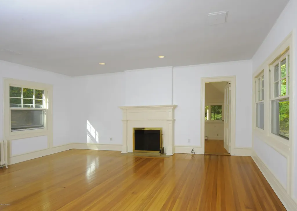 15 Brookside Park Greenwich CT 06831