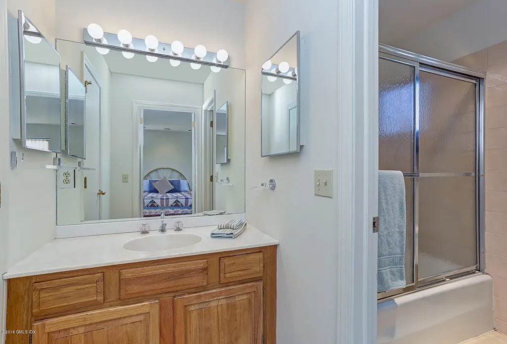 40 Ettl Lane Greenwich CT 06831