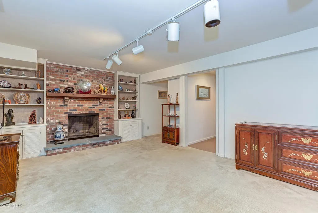 40 Ettl Lane Greenwich CT 06831