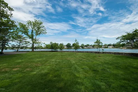 30 Northway Old Greenwich CT 06870