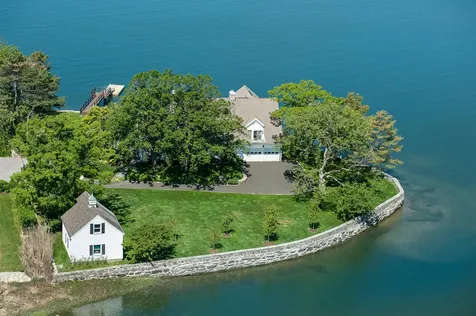 30 Northway Old Greenwich CT 06870
