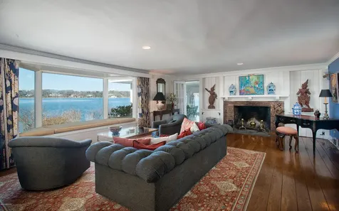 30 Northway Old Greenwich CT 06870