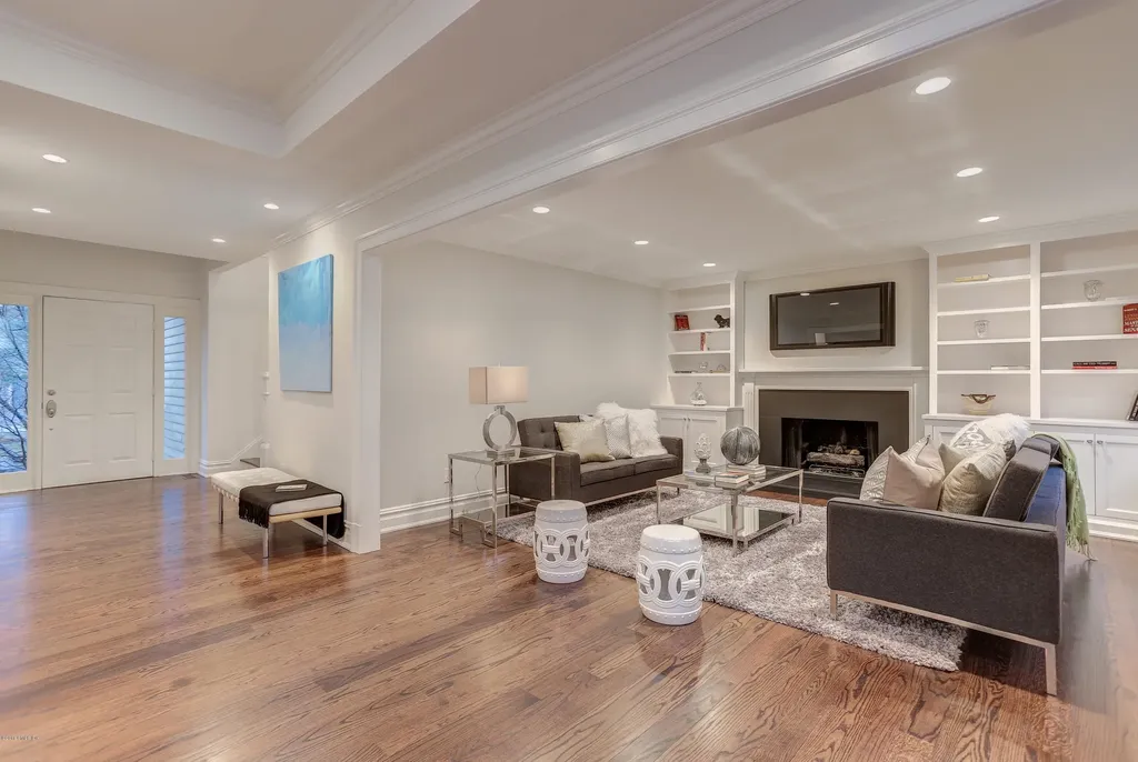 612 W Lyon Farm Drive Greenwich CT 06831