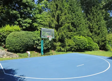 7 Old Round Hill Lane Greenwich CT 06831