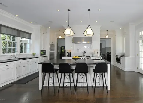 7 Old Round Hill Lane Greenwich CT 06831