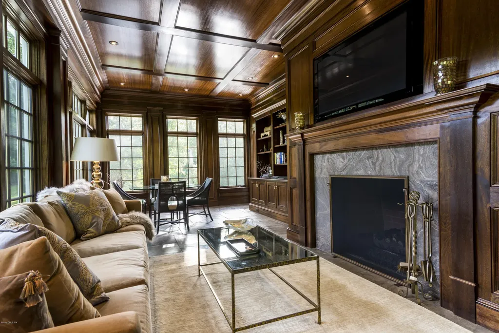 19 Sherwood Farm Lane Greenwich CT 06831