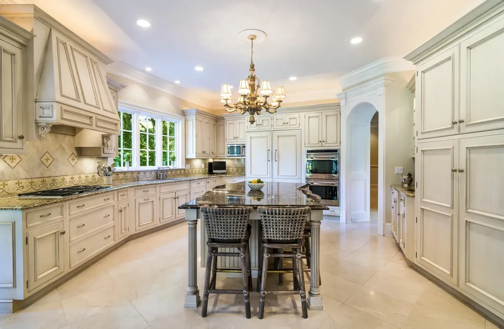 19 Sherwood Farm Lane Greenwich CT 06831