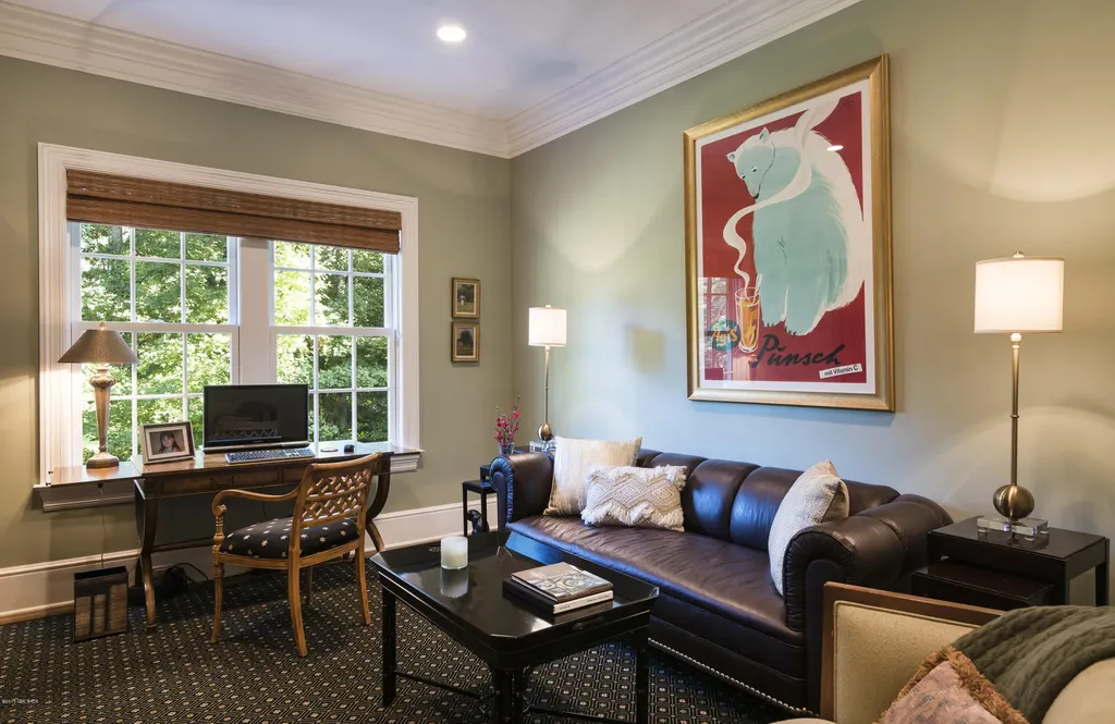 19 Sherwood Farm Lane Greenwich CT 06831