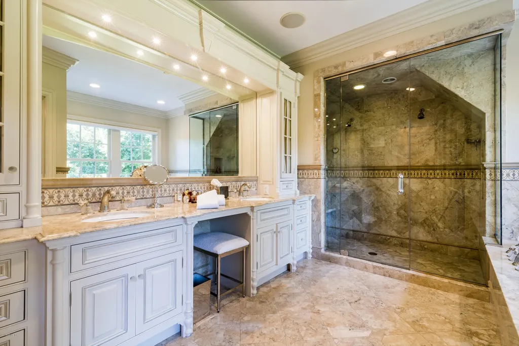 19 Sherwood Farm Lane Greenwich CT 06831