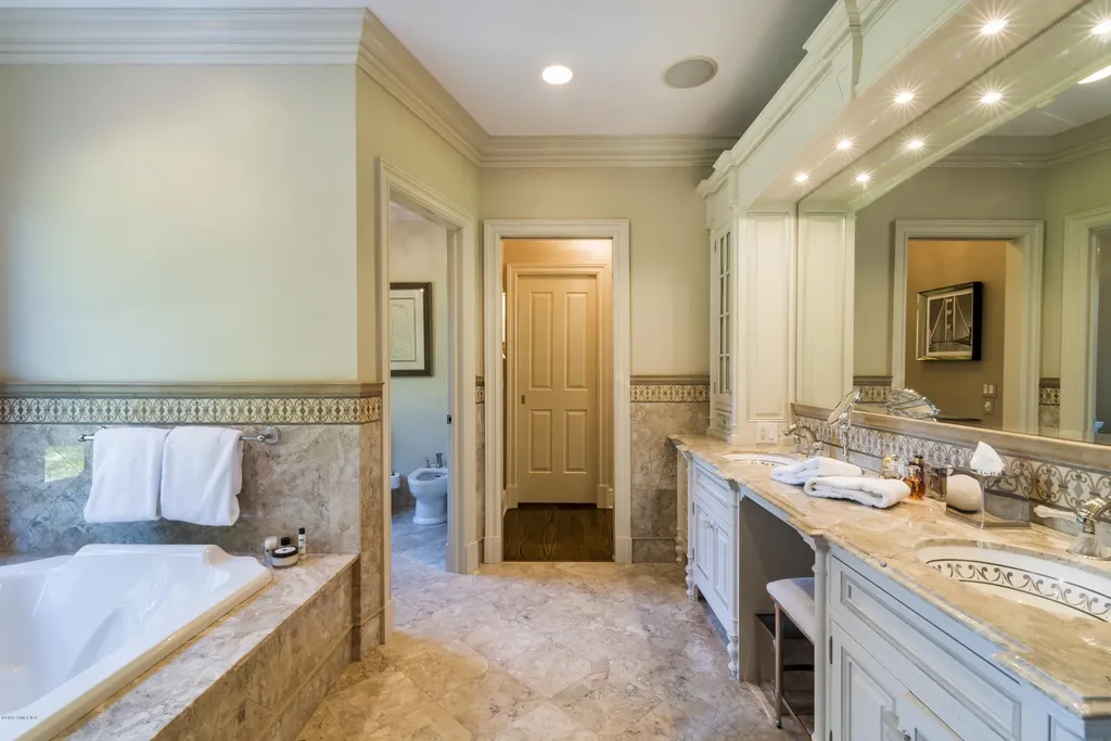 19 Sherwood Farm Lane Greenwich CT 06831
