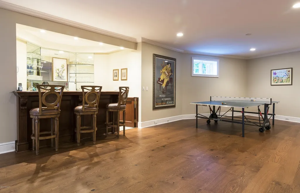 19 Sherwood Farm Lane Greenwich CT 06831